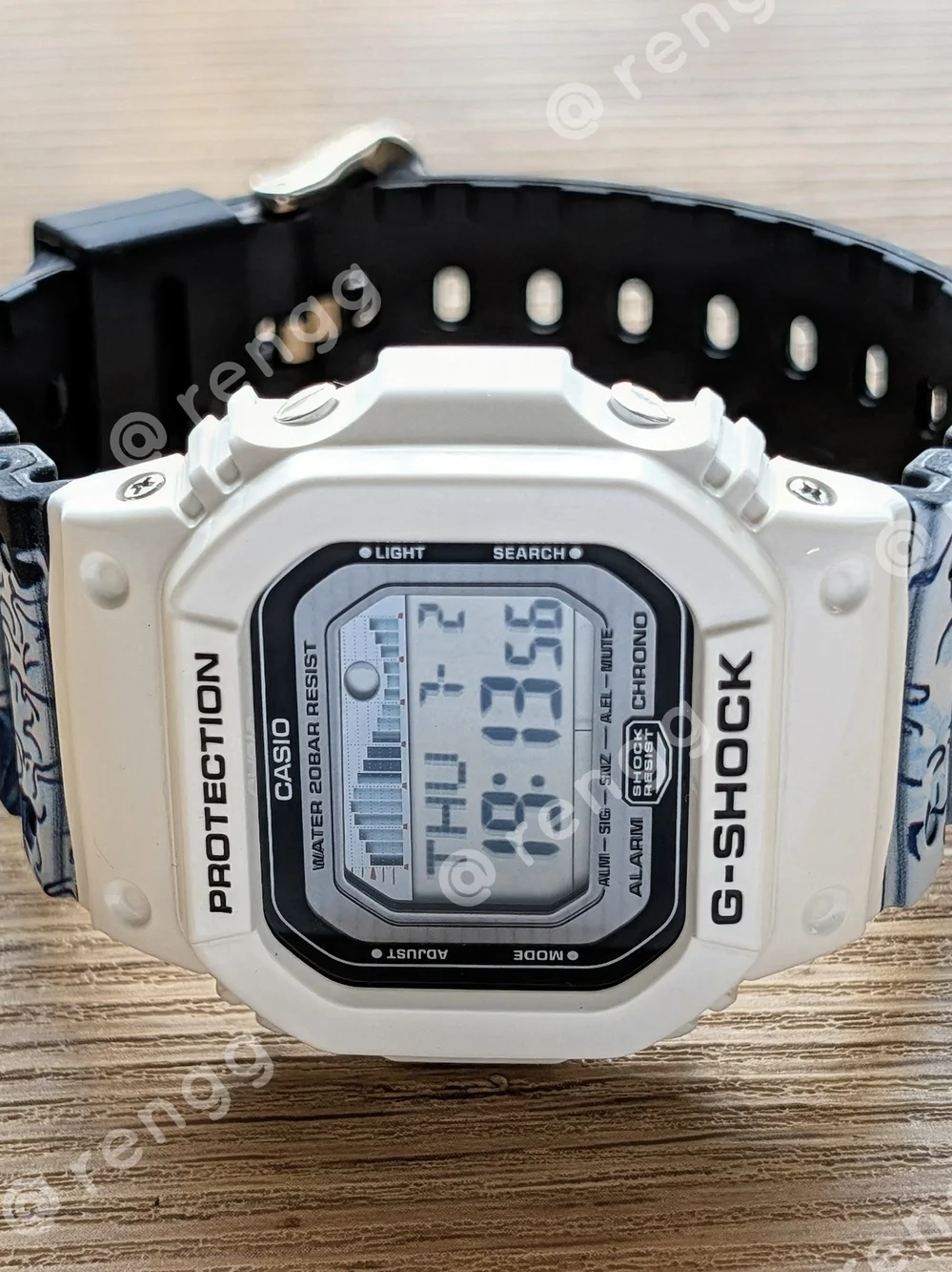 Casio G-SHOCK White Digital Watch Kanagawa